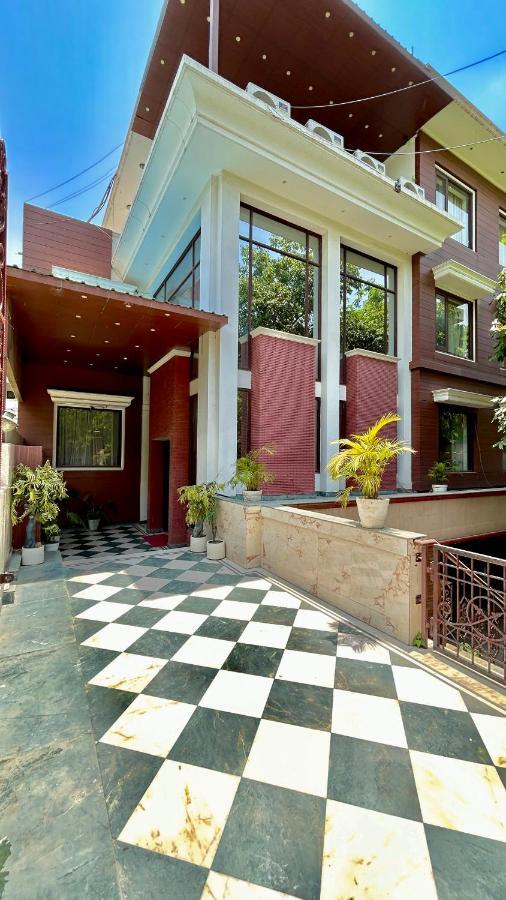 Park Studio Dlf Phase 2, Cyber City, Gurgaon Exterior photo